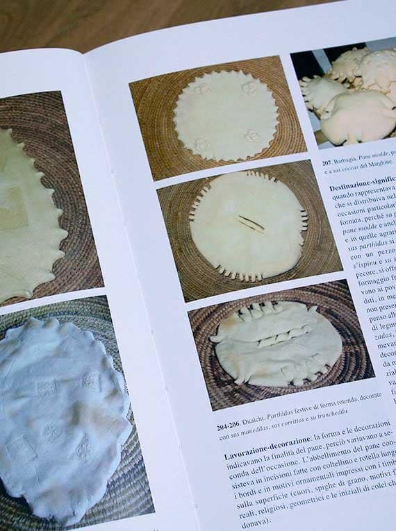 sacralita-pane-3.jpg La sacralità del pane in Sardegna